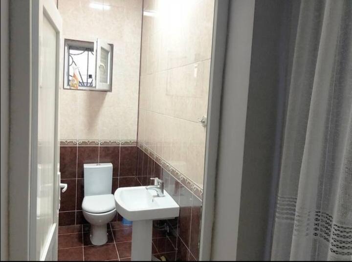 Guest House Amo Kutaisi Exterior photo